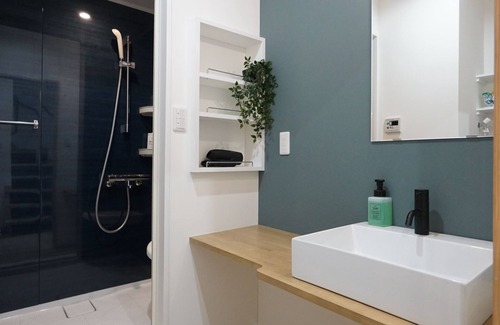 Nishinari Casa | Deep Osaka! A Running Lamp 2 minutes from the station! Ideal location for sightseeing in Namba & USJ Osaka! Up to 6 people are allowed at the same price