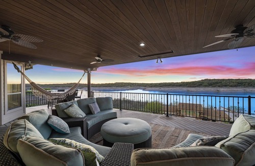Highland Lake Estates Casa | Deep Waterfront~Boat Dock~Game Cave/Bar~Pavilion~Balcony, sleeps 15