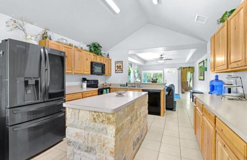 Canyon Lake Casa | Deer Meadows Green House