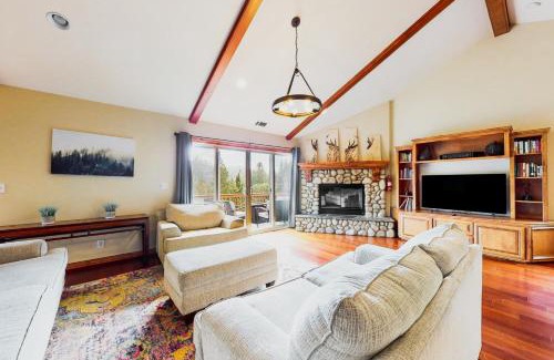 Lake Arrowhead Casa | Deer Mountain