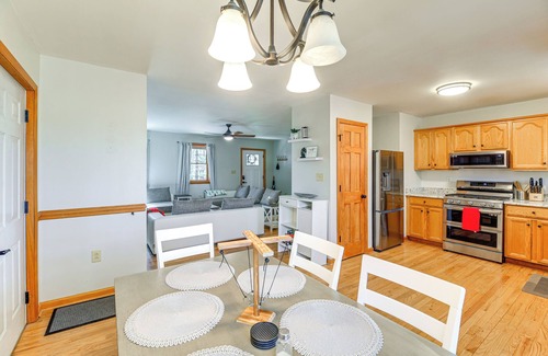 Sparta Casa | Deer River Retreat: Cabin Feel w/ Modern Touches