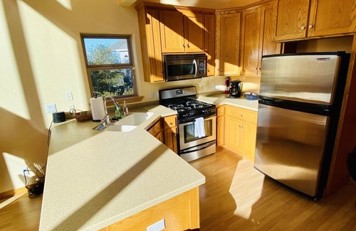 Shelter Cove Casa | Deer View Chalet: A Beautiful Escape
