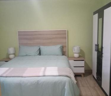 Chaneng Cama Y Desayuno | Dees B and B