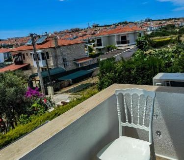 Alacati Cama Y Desayuno | Degirmenli Konak Hotel
