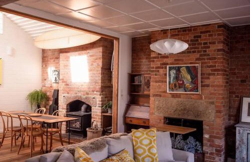 South Hobart Casa | Degraves St Old Mill
