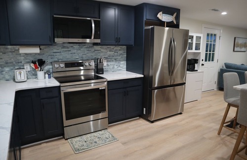 Supply Casa | Deja Blue at the beach! within 1.5 mile from the beach with boat parking!!
