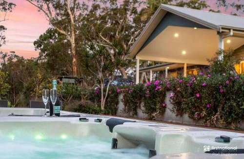 Anna Bay Casa | Deja Blue