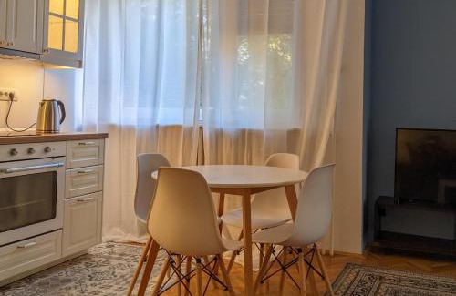 Vukov Spomenik Apartamento | Deja FREE PARKING