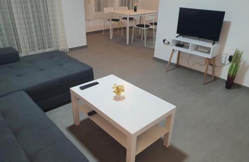 Krusevac Apartamento | Dejzi - Daisy