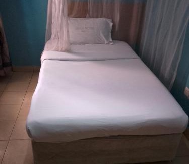 Ngara Cama Y Desayuno | DEKA Lajardin KSH1600