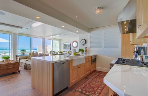 Del Mar Casa | Del Mar Luxury on the sand! 30 days!