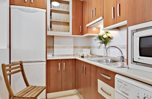 San Felipe Neri Apartamento | Del Parque Flats Ollerias Duplex