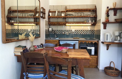 Skopelos Cabaña | Del & Sol 1 seaside semi detached cottages.