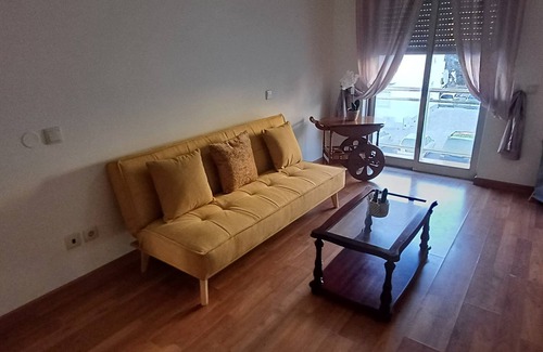 Vila Real Santo Antonio Apartamento | Delightful 2-bedroom apartment with WiFi in Vila Real de Santo António