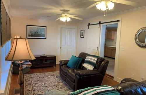 St. Marys Cabaña | Delia's River Retreat: Charming 3 Bedroom Cottage in St. Marys, Georgia