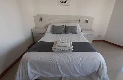 Comuna 15 Apartamento | Delicate Apartment with Front View