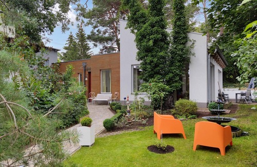 Lubmin Casa | Delight your family with a stay in this comfortable vacation home in Seebad Lubmin