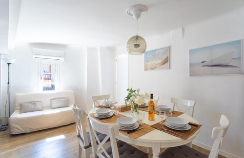 Le Mourillon Apartamento | Delightful 1 bedroom with AC close to the beach with box - Dodo et Tartine