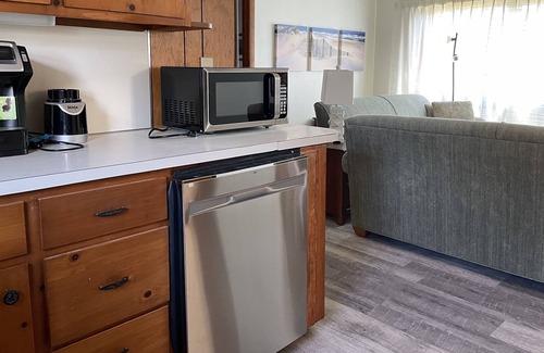 Charlestown Cabaña | Delightful 2 bedroom beach cottage newly acquired, beautifully updated.