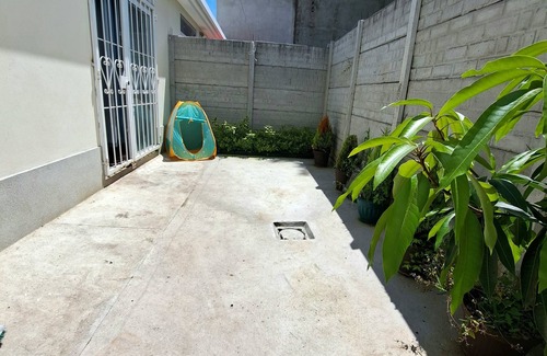 San Jose Pinula Casa | Delightful 2-bedroom house with WiFi in Guatemala