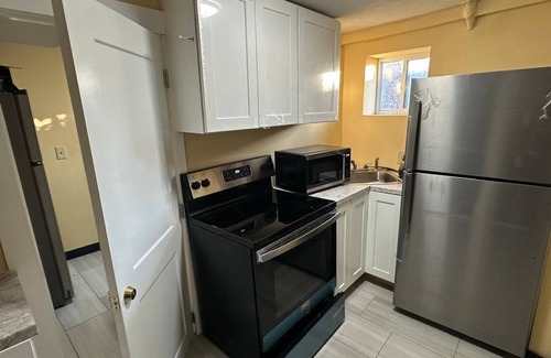 Lower Mills Casa | Delightful 2-bedroom house in Milton
