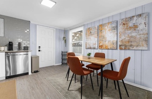 Windy Hill Casa | "Delightful 2BR duplex: ocean steps away, close to attractions."
