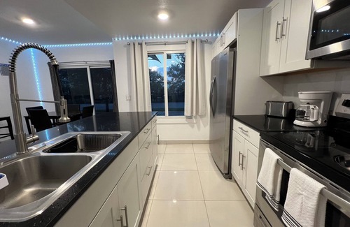 Naranja Casa | Delightful 3-bedroom house with Sunset views