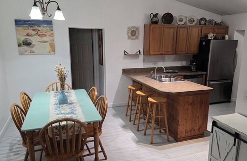 Port Orange Casa | Delightful 4-bedroom house with AC in Port Orange