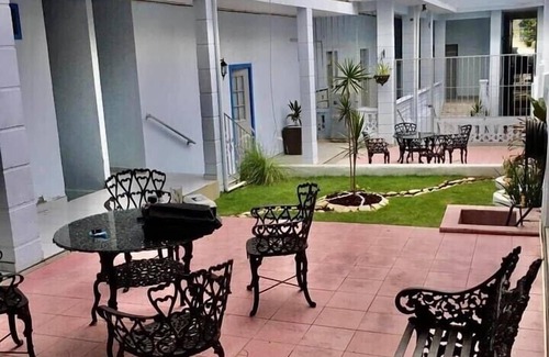 Tampico Casa | Delightful 5-Suite Home Wifi, Parking, Smart TV&B-fast