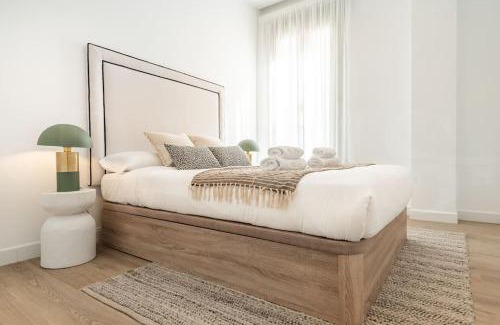 El Ejido Apartamento | Delightful and bright apartment in center by REMS