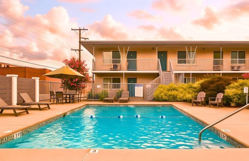 Melrose Apartamento | Delightful Charmer - Pool Access