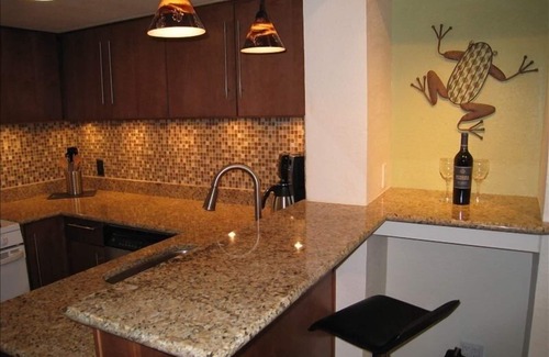 Clarksville Condominio | Encantador condominio en el centro de West 6th Street: camine hacia todo