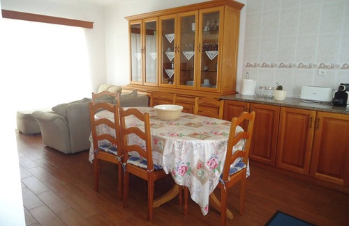 Praia da Vitoria Casa | Delightful Family House in Azores Seaside City