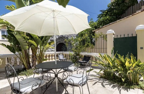 Saint-Jean-Cap-Ferrat Villa | Encantadora Villa En St Jean Cap Ferrat