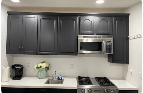 San Bernardino Apartamento | Delightful hidden gem Attached back. House apartment in San Bernardino