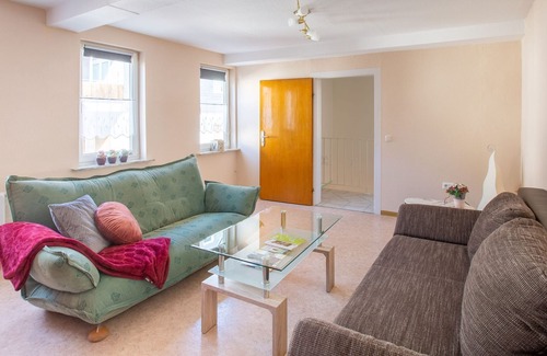 Battenberg Apartamento | Delightful holiday home in Battenberg near forest