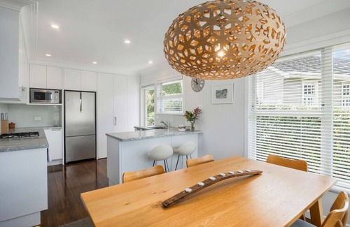 Auckland Casa | Delightful Home with Garden