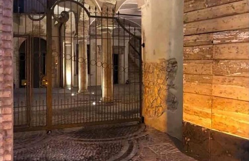 Desenzano del Garda City Centre Apartamento | Delightful apartment in the historic center of Desenzano for 4 people.