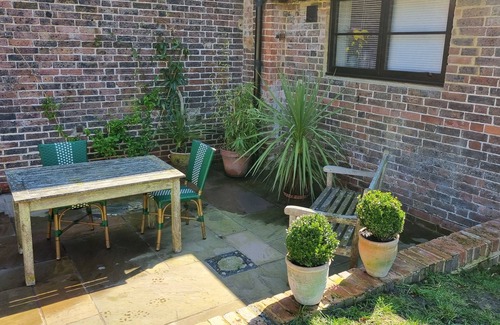 Langton Green Casa | Delightful newly converted dairy