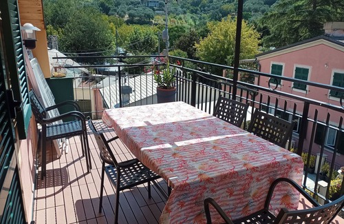 Levanto Apartamento | Precioso ático con gran terraza cerca del mar y parking privado.