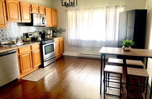 Groton Casa | Delightful Private Room in Groton