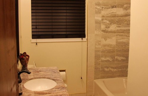 Sequoyah Casa | Encantadora y espaciosa habitación en alquiler, áreas comunes compartidas con mucha privacidad.