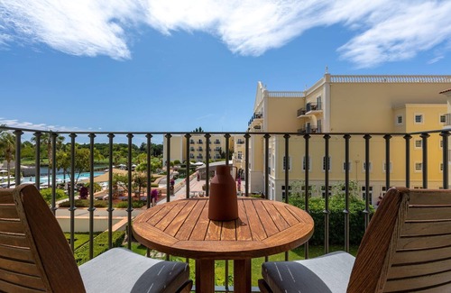 Vilamoura Villa | Delightful Vilamoura Apartment | Apartment Finral | 2 Bedroom Suite | Furnished Balcony | Shared Outdoor and Indoor swimming pool | Shared Fitness Centre and Sauna | Common Lounge and Garden | Praia Da Falésia, Apartado