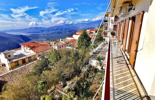 Delfoi Apartamento | Delphic Horizons