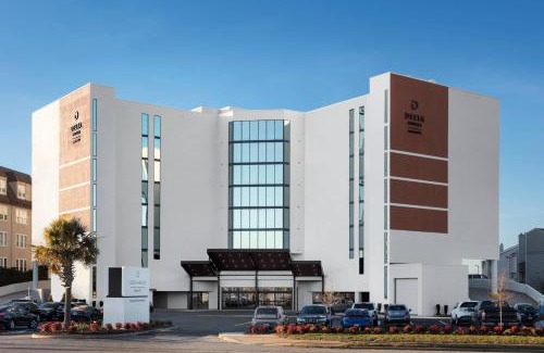 Northeast Virginia Beach Complejo | Delta Hotels by Marriott™ Virginia Beach Waterfront Suites