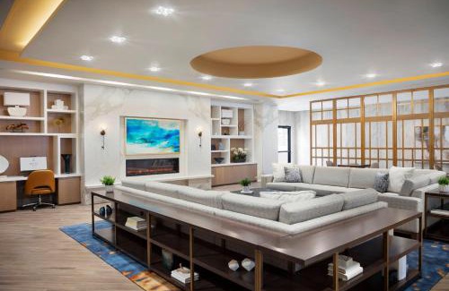 Northeast Virginia Beach Complejo | Delta Hotels by Marriott™ Virginia Beach Waterfront Suites