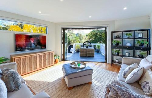 Camberwell Casa | Delux Camberwell Sunny Townhouse