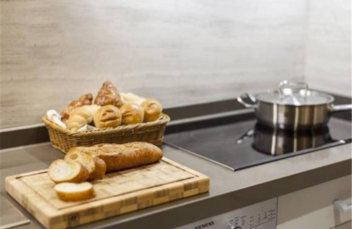 South Chaoyang Apartamento | Deluxe 1 Bedroom Apartment at Chaoyang District Beijing