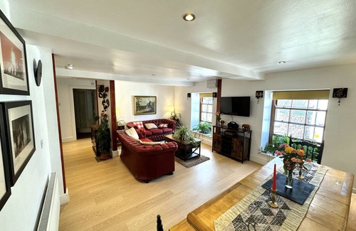 Llandovery Apartamento | Deluxe, 2 Bed Apartment in the centre of Llandovery