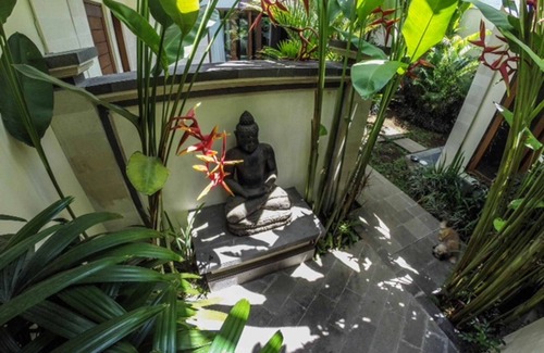 Sanur Kauh Villa | Villa Deluxe de 3 dormitorios con piscina en Sanur ~ Servicio de limpieza diario incluido ~